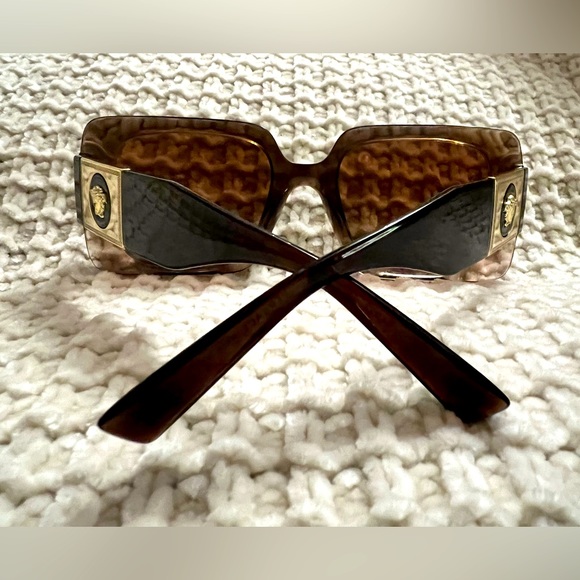 Women’s Versace Sunglasses OVE4405 - Picture 3 of 5